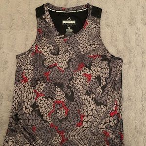 Jordan training Girls tank size M